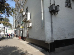 Помещение 440 м.кв. в Центре в самой проходной зоне.. фото 3 Помещение 440 м.кв. в Центре в самой проходной зоне.. фото 3