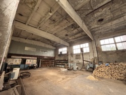 Власник без комісії перша лінія, залізнична гілка ціла з проєктом,земля право власності 1.81га продаються приміщення 1020м2 своя підстанція виділено -300квт на трасі Полтава-Київ . фото 40 Власник без комісії перша лінія, залізнична гілка ціла з проєктом,земля право власності 1.81га продаються приміщення 1020м2 своя підстанція виділено -300квт на трасі Полтава-Київ . фото 40