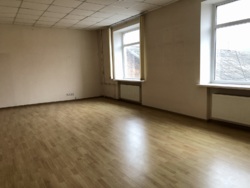 Майновий комплекс на ділянці 0,5Га в Житомирі фото 7 Майновий комплекс на ділянці 0,5Га в Житомирі фото 7