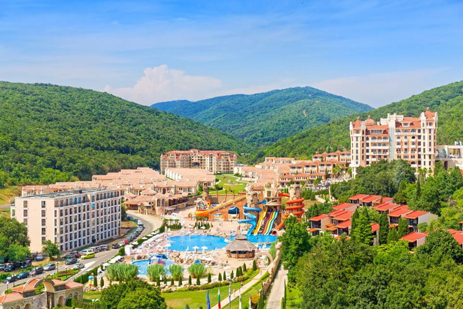 Болгарія, Єленіте, Перша лінія моря, 2-кімнатний апартамент фото 1 Болгарія, Єленіте, Перша лінія моря, 2-кімнатний апартамент фото 1