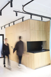 Новий сучасний офіс розташований у центрі міста в комплексі IT Парк Мануфактура фото 5 Новий сучасний офіс розташований у центрі міста в комплексі IT Парк Мануфактура фото 5