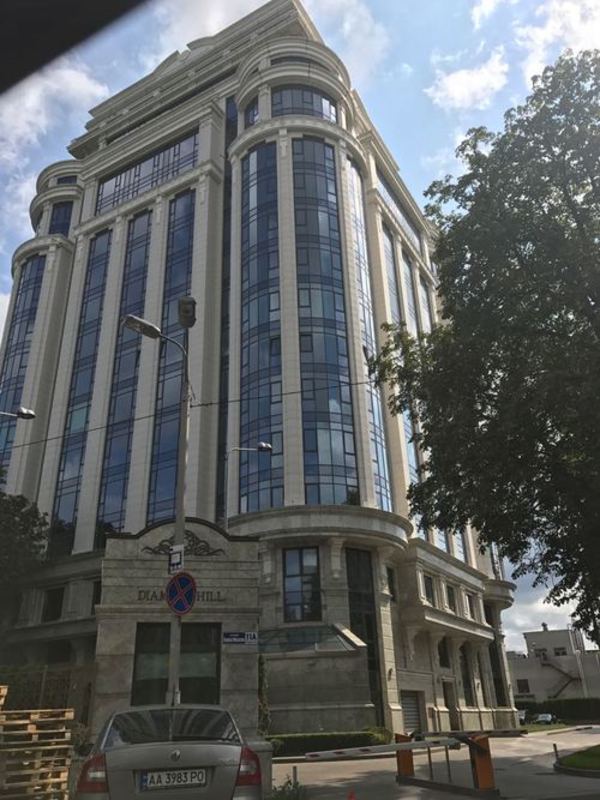   400 ..   'Diamond Hill'  11  1