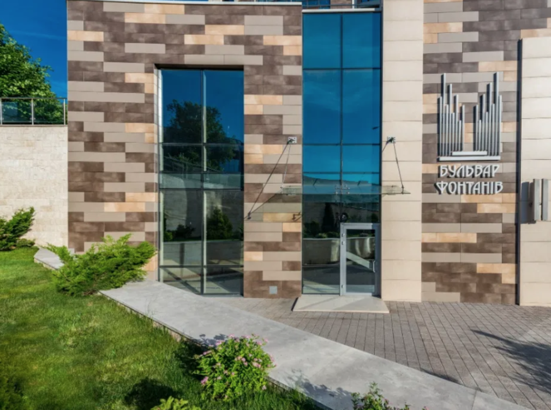 ПРОДАЖА! Помещение под ресторан, ЖК Бульвар Фонтанов, Саперное поле, П.Лумумбы,6/1, 496.6кв.м фото 1 ПРОДАЖА! Помещение под ресторан, ЖК Бульвар Фонтанов, Саперное поле, П.Лумумбы,6/1, 496.6кв.м фото 1