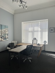 Продаж офіса М. Грушевського, 16 фото 13 Продаж офіса М. Грушевського, 16 фото 13