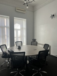 Продаж офіса М. Грушевського, 16 фото 10 Продаж офіса М. Грушевського, 16 фото 10