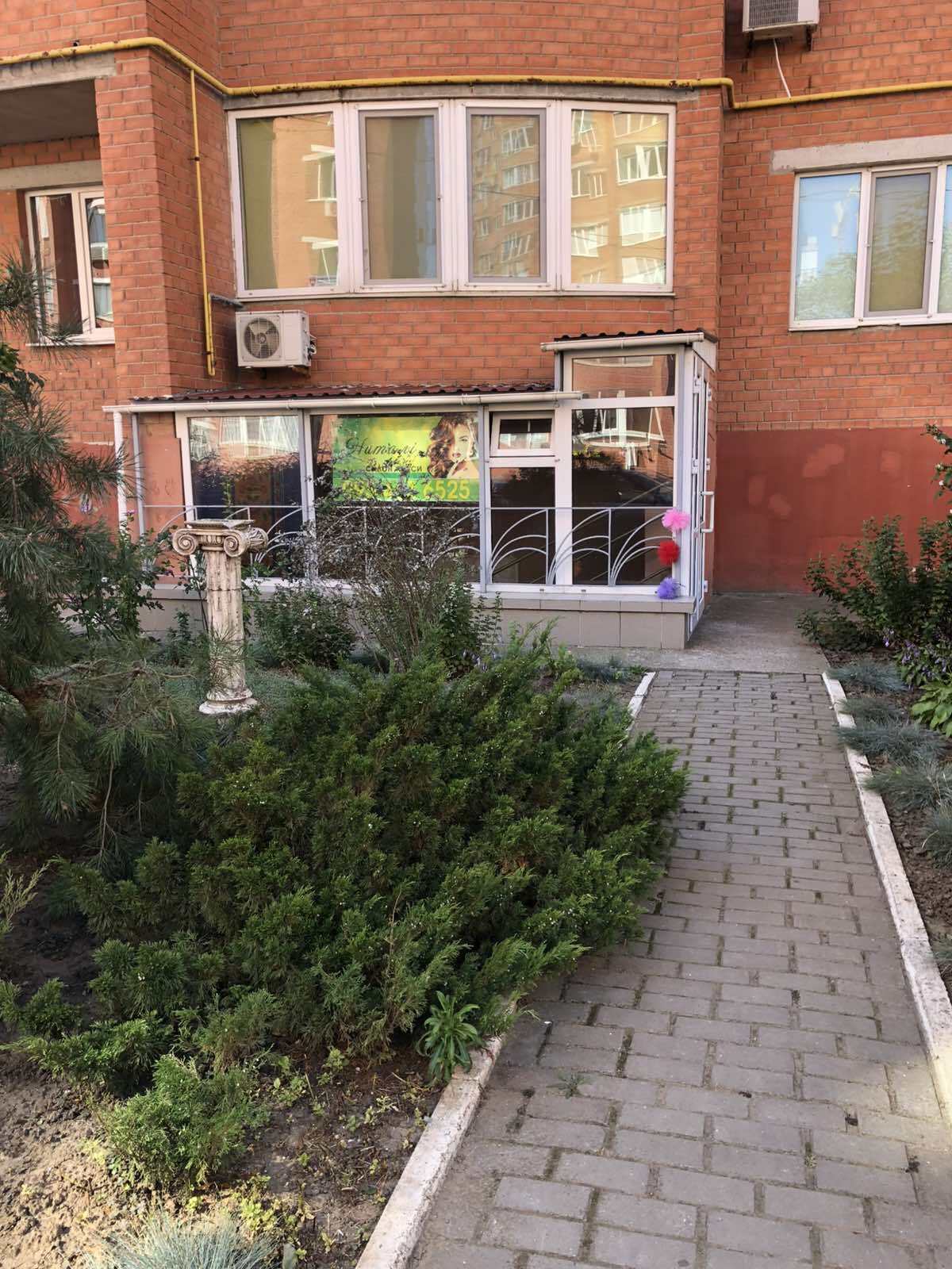 Продам офисное помещение в районе Монолит фото 1 Продам офисное помещение в районе Монолит фото 1