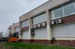 Продаж окремо стоячої 2-х поверхової адміністративної будівлі площею 1940 кв. м фото 4 Продаж окремо стоячої 2-х поверхової адміністративної будівлі площею 1940 кв. м фото 4