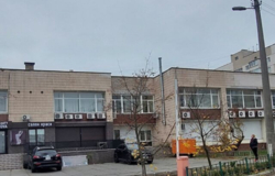 Продаж окремо стоячої 2-х поверхової адміністративної будівлі площею 1940 кв. м фото 3 Продаж окремо стоячої 2-х поверхової адміністративної будівлі площею 1940 кв. м фото 3