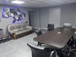 Продаж офісного приміщення 150 кв. м. на 0 поверсі на пров. Миколи Бурачека, чотириповерхова будівля фото 1 Продаж офісного приміщення 150 кв. м. на 0 поверсі на пров. Миколи Бурачека, чотириповерхова будівля фото 1