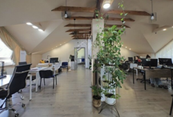 Продаж офісного приміщення 421 кв. м. на 1 поверсі на вул. Олени Теліги 5Б, триповерхова будівля фото 3 Продаж офісного приміщення 421 кв. м. на 1 поверсі на вул. Олени Теліги 5Б, триповерхова будівля фото 3