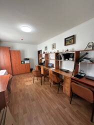 Продаж світлого і просторого офісу на вулиці Ломоносова фото 14 Продаж світлого і просторого офісу на вулиці Ломоносова фото 14