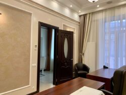 Продам елітний офіс з дорогим ремонтом-вул.Басейна 5а фото 13 Продам елітний офіс з дорогим ремонтом-вул.Басейна 5а фото 13