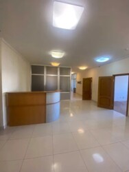 ������ ��������� 476 �2/ ��. ����� ��������� 3/ ������� ����/ �. ��. ����������� 400 � ���� 7