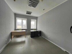 ������ ��������� 476 �2/ ��. ����� ��������� 3/ ������� ����/ �. ��. ����������� 400 � ���� 15