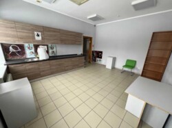 ������ ��������� 476 �2/ ��. ����� ��������� 3/ ������� ����/ �. ��. ����������� 400 � ���� 9