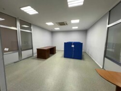 ������ ��������� 476 �2/ ��. ����� ��������� 3/ ������� ����/ �. ��. ����������� 400 � ���� 17