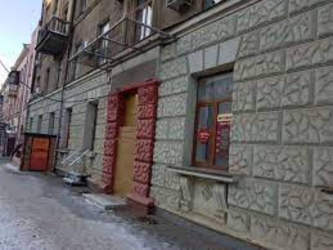 Продам помещение 381 кв.м., ул.Молочная, м.Спортивная, идеально под банк. фото 1 Продам помещение 381 кв.м., ул.Молочная, м.Спортивная, идеально под банк. фото 1