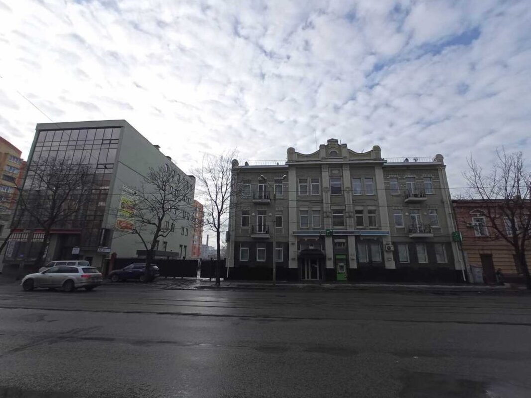 Продам офис Харьков, пр.Московський 60 фото 1 Продам офис Харьков, пр.Московський 60 фото 1