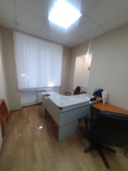 Офіс в центрі. Окремий вхід фото 5 Офіс в центрі. Окремий вхід фото 5