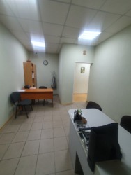 Офіс в центрі. Окремий вхід фото 2 Офіс в центрі. Окремий вхід фото 2