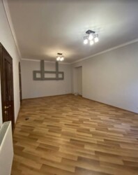 Продається 3-х кімнатна квартира в центрі міста. Під офіс. фото 1 Продається 3-х кімнатна квартира в центрі міста. Під офіс. фото 1