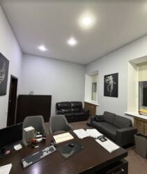 Продаж офісного приміщення 56 кв.м. на 1 поверсі на вул. Гоголя фото 1 Продаж офісного приміщення 56 кв.м. на 1 поверсі на вул. Гоголя фото 1