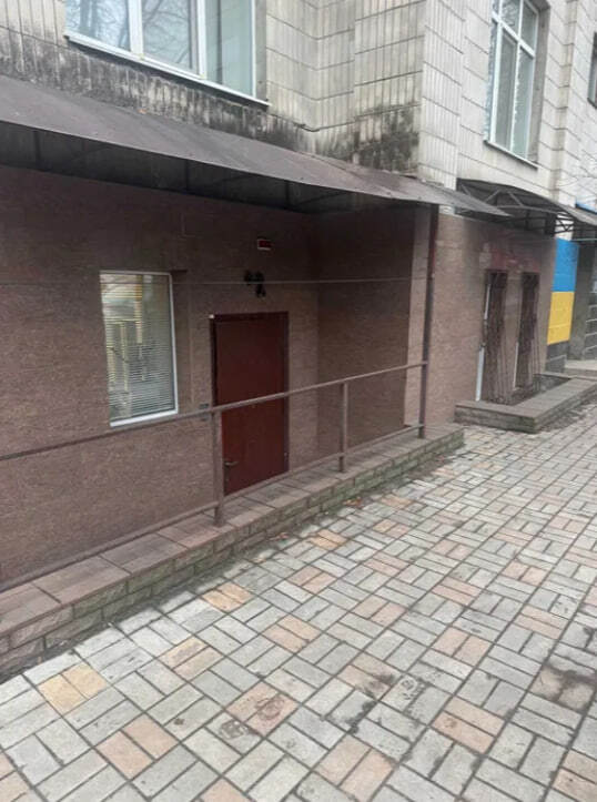 Продаж приміщення по вул.Петропавлівська (р-н Сумигаз) фото 1 Продаж приміщення по вул.Петропавлівська (р-н Сумигаз) фото 1