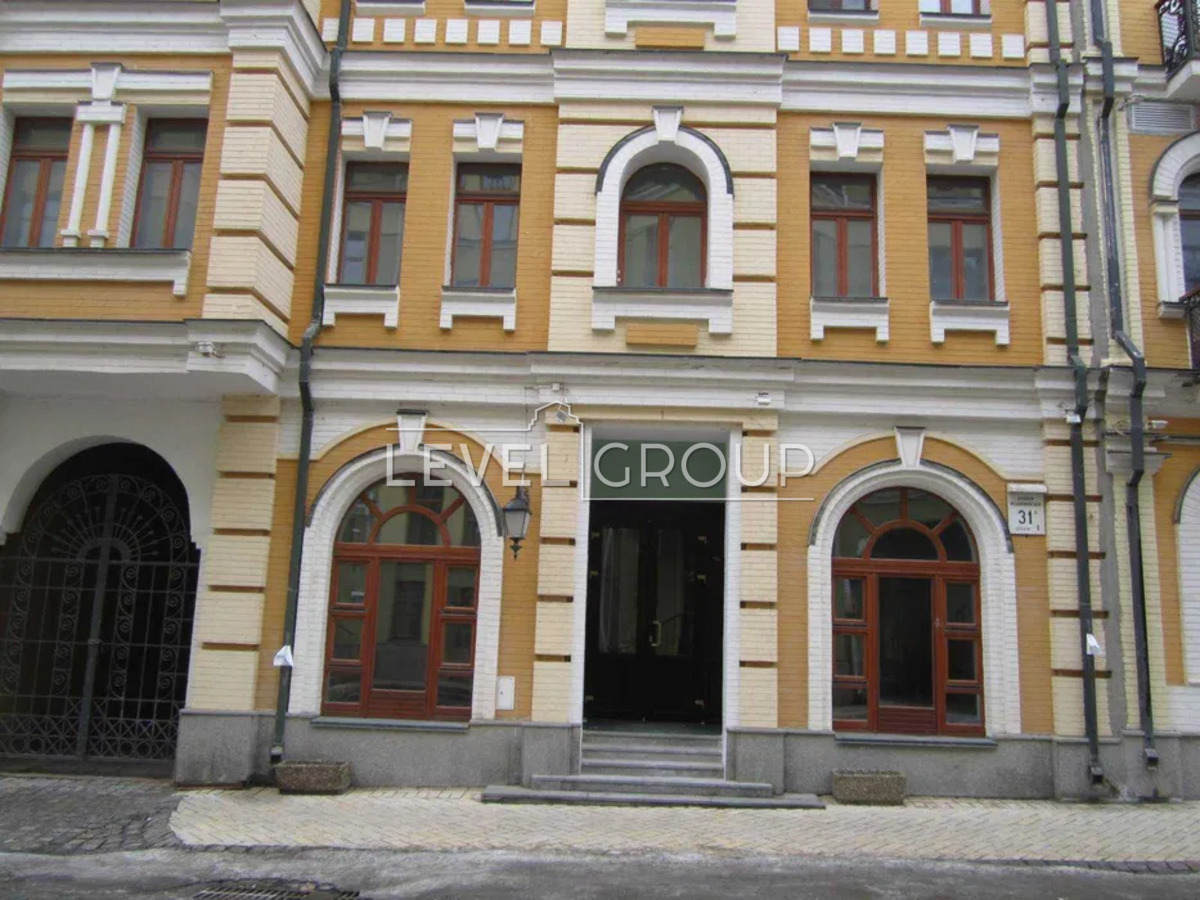 ����������� �� ������� ������� ��������� ��������� �� �������: �. ���, ���. �������������, 31� (����). ���� 1