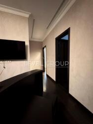  (1002)  .  (), 18  10