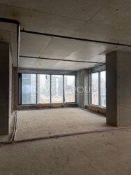 ������ ������ ��������� 950m2 �� Metropole ���. �������������� 20 ���� 4