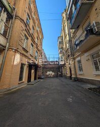 Офіс(83м2) на Антоновича 24 фото 1 Офіс(83м2) на Антоновича 24 фото 1