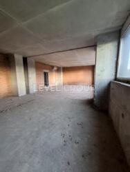     72      Edelweiss House  4