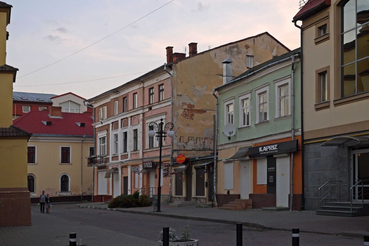 Продається квартира в центрі по терміновій ціні фото 1 Продається квартира в центрі по терміновій ціні фото 1
