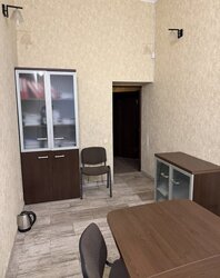 Офісне приміщення з ремонтом, усіма меблями, високими стелями у самому центрі міста. фото 5 Офісне приміщення з ремонтом, усіма меблями, високими стелями у самому центрі міста. фото 5