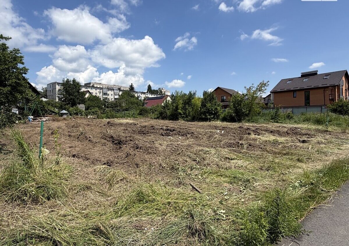 Продаж земельної ділянки на Вишенці фото 1 Продаж земельної ділянки на Вишенці фото 1