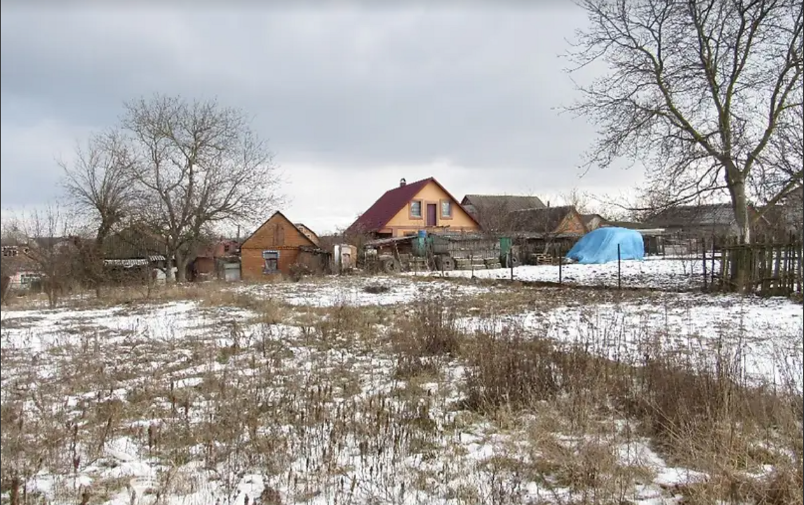 Продається дві ділянки під житлову забудову, з асфальтованим підїздом фото 1 Продається дві ділянки під житлову забудову, з асфальтованим підїздом фото 1
