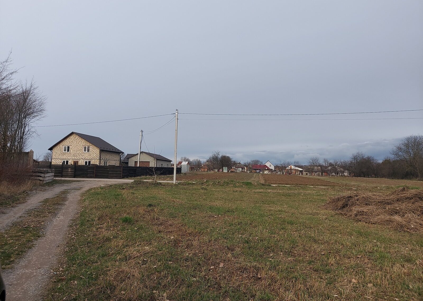 Продаж земельної ділянки під житлову забудову на вул. Лисогірська, площа 16 соток фото 1 Продаж земельної ділянки під житлову забудову на вул. Лисогірська, площа 16 соток фото 1