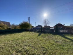 Продається земельна ділянка комерційного призначення в центрі села! фото 11 Продається земельна ділянка комерційного призначення в центрі села! фото 11