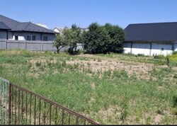Продаж земельної ділянки під житлову забудову фото 3 Продаж земельної ділянки під житлову забудову фото 3