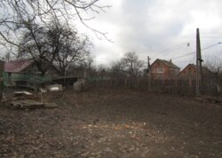 Продаж земельної ділянки під житлову забудову на вул. Миру, площа 25 соток фото 1 Продаж земельної ділянки під житлову забудову на вул. Миру, площа 25 соток фото 1