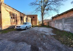 Продаж земельної ділянки комерційного призначення фото 12 Продаж земельної ділянки комерційного призначення фото 12