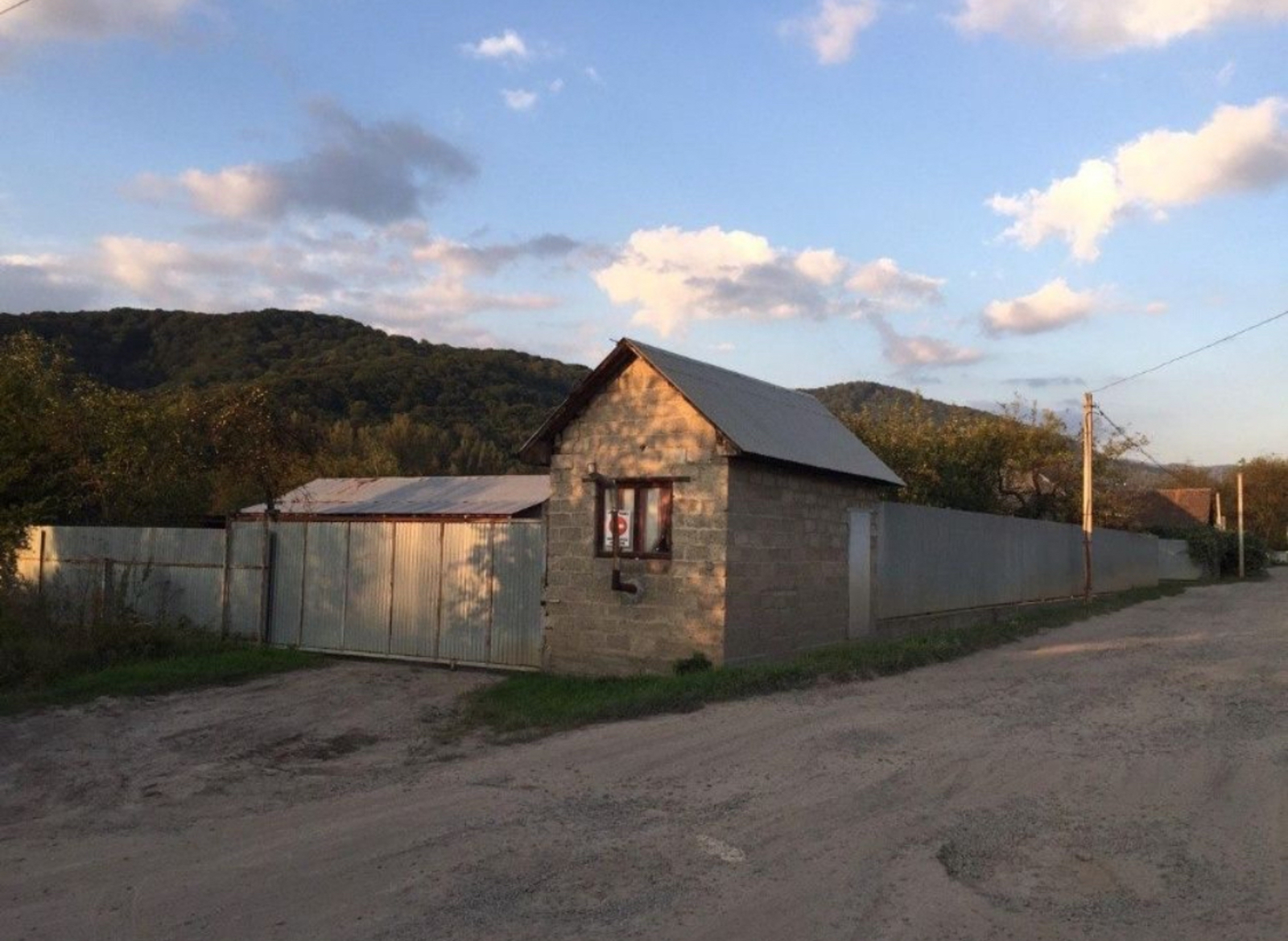 Продається комерційна земельна ділянка ,НА ТЕРИТОРІЇ Є СКВАЖИНА З МІНЕРАЛЬНОЮ ВОДОЮ фото 1 Продається комерційна земельна ділянка ,НА ТЕРИТОРІЇ Є СКВАЖИНА З МІНЕРАЛЬНОЮ ВОДОЮ фото 1