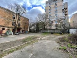 Продаж ділянки в центрі Києва фото 7 Продаж ділянки в центрі Києва фото 7