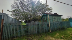 Ділянка в самому центрі селища фото 1 Ділянка в самому центрі селища фото 1