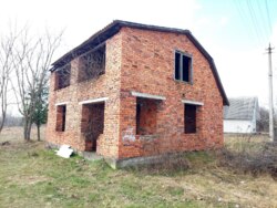   .,  +25   (26141860)  6