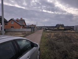 Ділянка в Зарічанах з асфальтованим під'їздом фото 1 Ділянка в Зарічанах з асфальтованим під'їздом фото 1
