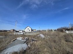 Ділянка на Богунії, район кар'єру з фундаментом фото 4 Ділянка на Богунії, район кар'єру з фундаментом фото 4