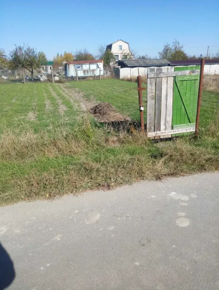 Продам дачну ділянку 4,5 сот. землі в Баришевському масиві, фото 1 Продам дачну ділянку 4,5 сот. землі в Баришевському масиві, фото 1