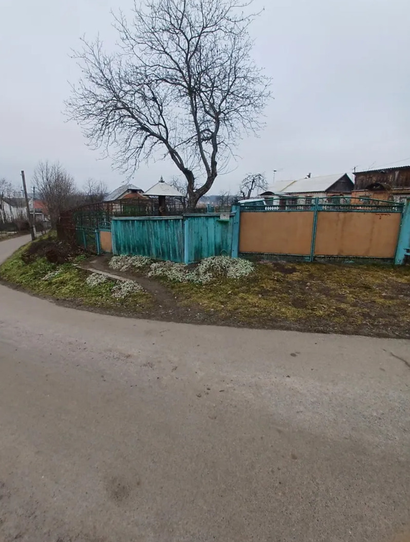 Продаж земельної ділянки під житлову забудову на вул. Джерельна фото 1 Продаж земельної ділянки під житлову забудову на вул. Джерельна фото 1
