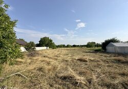 Продаж земельної ділянки під житлову забудову на вул. Степова, площа 16 соток фото 3 Продаж земельної ділянки під житлову забудову на вул. Степова, площа 16 соток фото 3